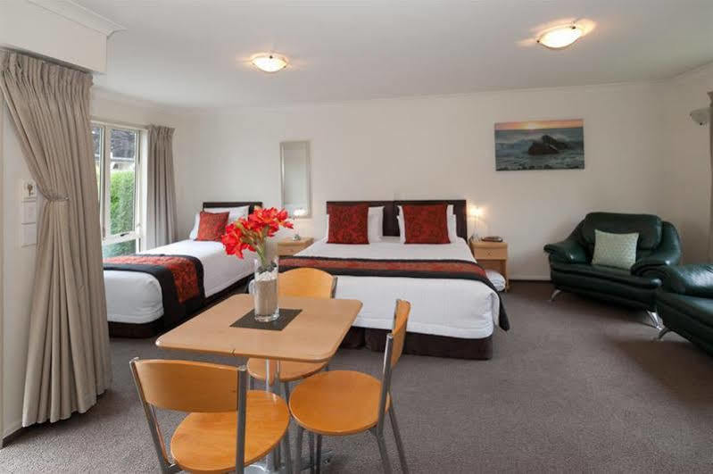โคลอมโบ อิน เดอะ ซิตี้ โมเต็ล ไครสต์เชิร์ช ภายนอก รูปภาพ A typical studio apartment